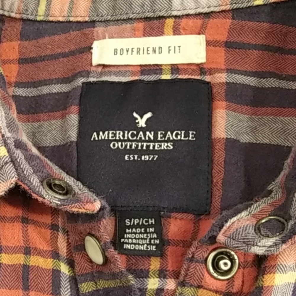 Ladies, American Eagle flannel shirt. Sz. Small - Picture 5 of 5